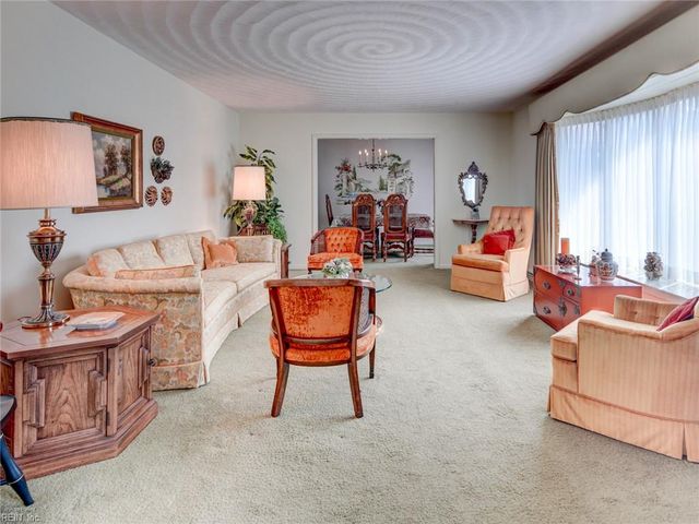 2861 Greenview RD, Chesapeake, VA 23321