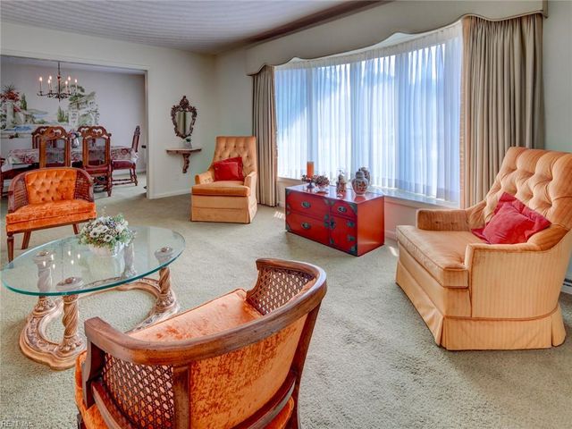 2861 Greenview RD, Chesapeake, VA 23321