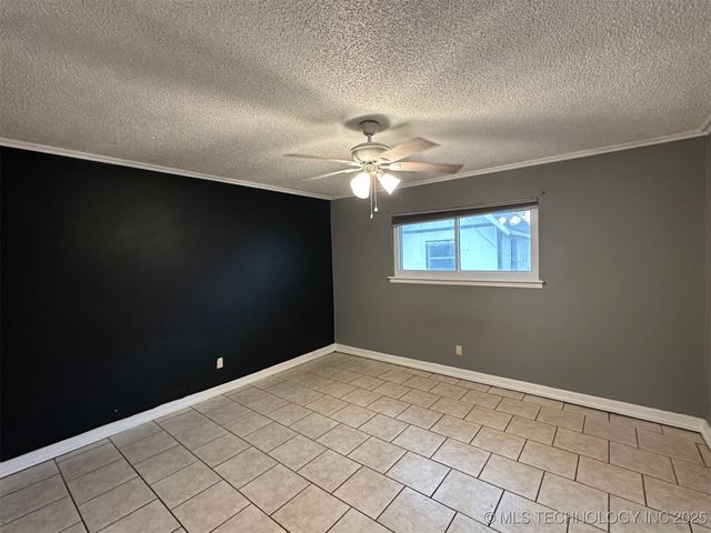 801 N Washington Avenue, Wagoner, OK 74467