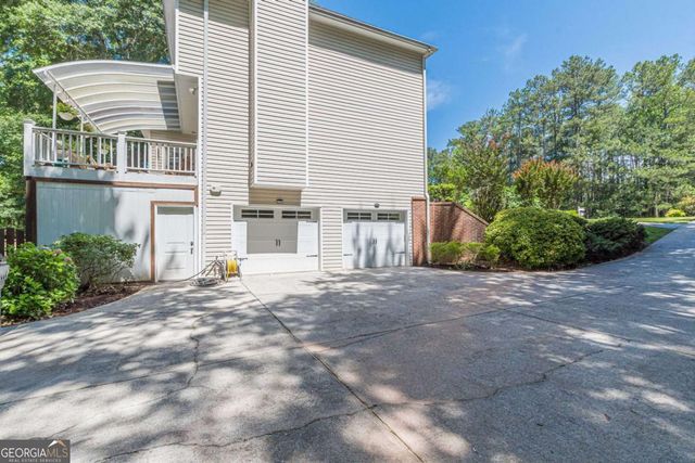 4556 Waldens Farm Court, Powder Springs, GA 30127