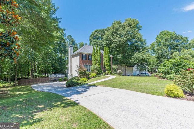 4556 Waldens Farm Court, Powder Springs, GA 30127
