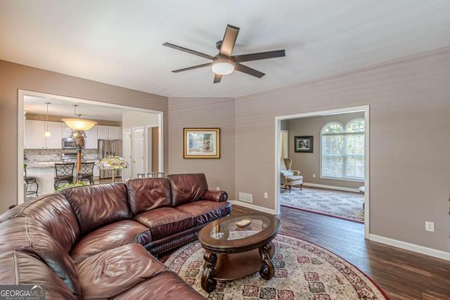 4556 Waldens Farm Court, Powder Springs, GA 30127
