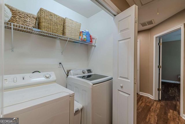 4556 Waldens Farm Court, Powder Springs, GA 30127