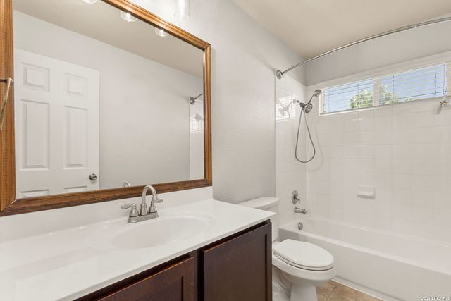 2403 Chad St, New Braunfels, TX 78130