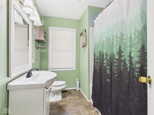 410 W Van Buren Street, Alexandria, IN 46001