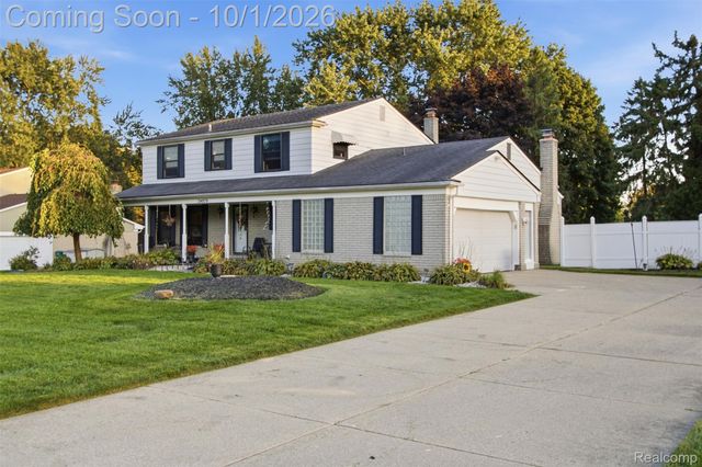 34979 Oakland Street, Farmington, MI 48335
