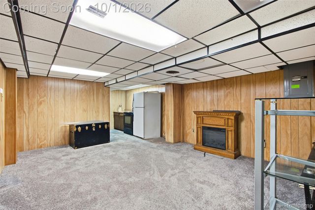 34979 Oakland Street, Farmington, MI 48335