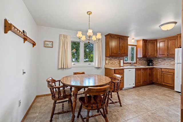 524 E ST JOSEPH STREET, Green Bay, WI 54301