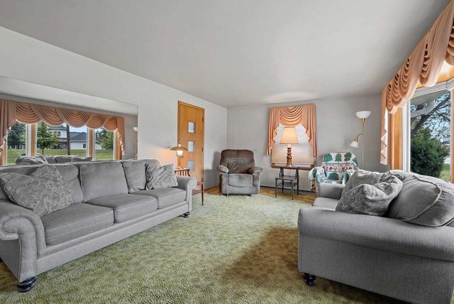 524 E ST JOSEPH STREET, Green Bay, WI 54301