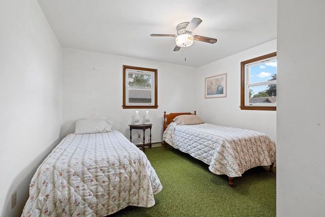524 E ST JOSEPH STREET, Green Bay, WI 54301