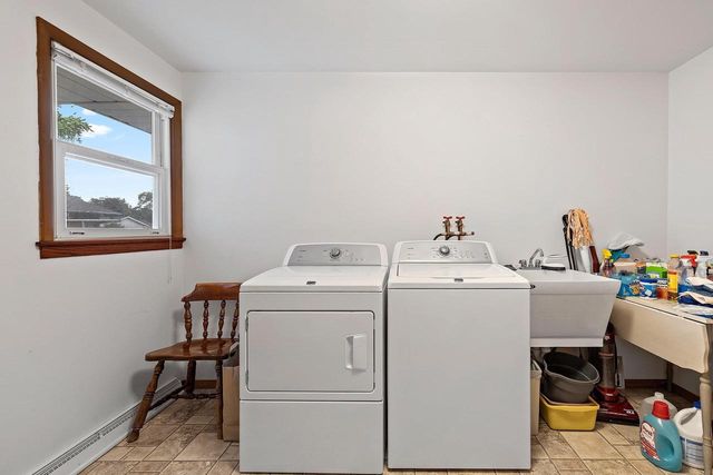 524 E ST JOSEPH STREET, Green Bay, WI 54301