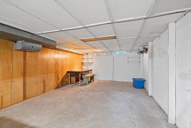524 E ST JOSEPH STREET, Green Bay, WI 54301