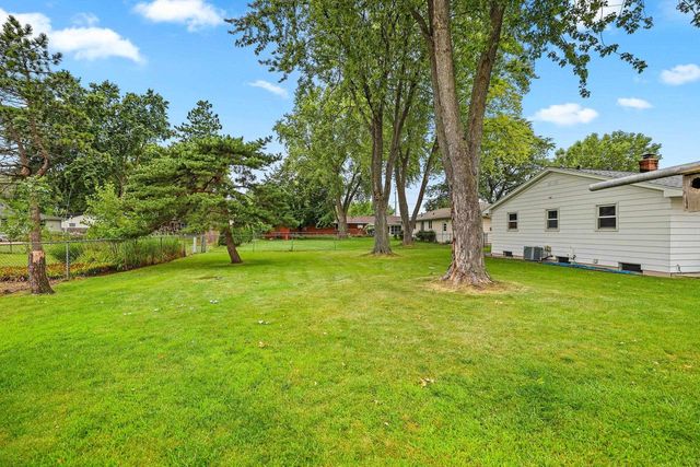 524 E ST JOSEPH STREET, Green Bay, WI 54301