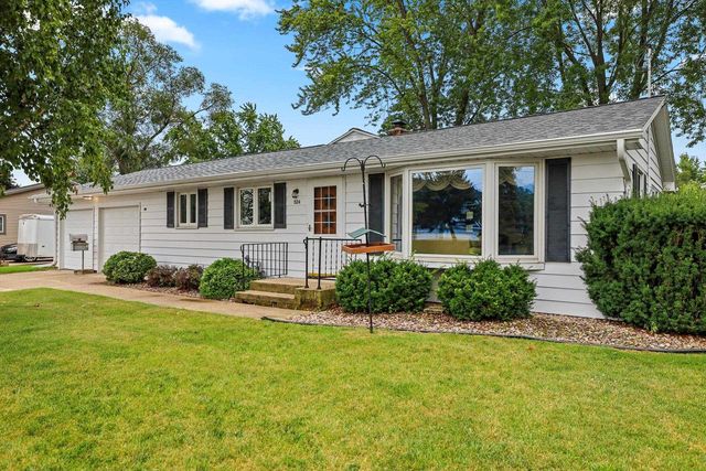 524 E ST JOSEPH STREET, Green Bay, WI 54301