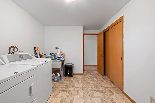 524 E ST JOSEPH STREET, Green Bay, WI 54301
