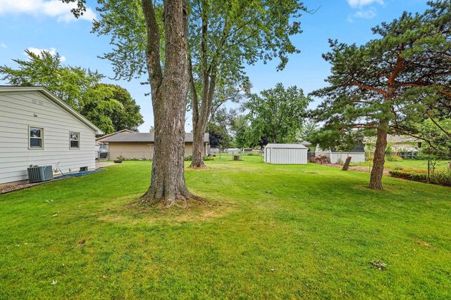 524 E ST JOSEPH STREET, Green Bay, WI 54301