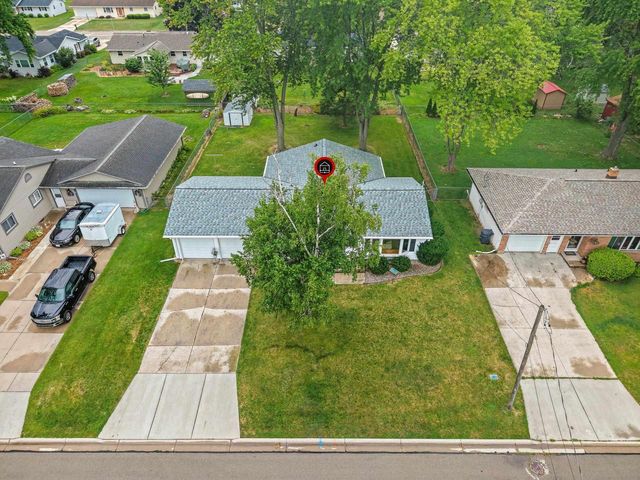 524 E ST JOSEPH STREET, Green Bay, WI 54301