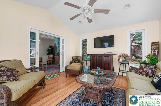 111 Sir Lyonnesse Court, Tobyhanna Twp, PA 18347