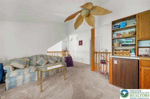 111 Sir Lyonnesse Court, Tobyhanna Twp, PA 18347