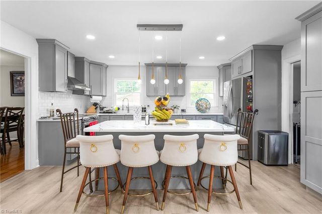 3611 Esterwood Road, Greensboro, NC 27405