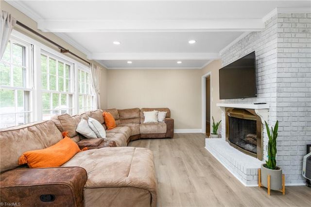 3611 Esterwood Road, Greensboro, NC 27405