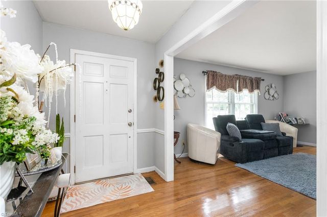 3611 Esterwood Road, Greensboro, NC 27405
