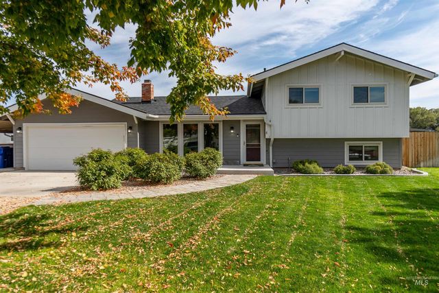5224 S Valley St, Boise, ID 83709 property photo