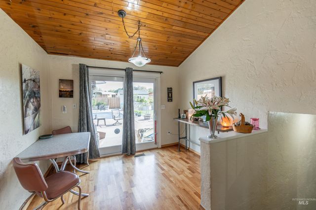 5224 S Valley St, Boise, ID 83709