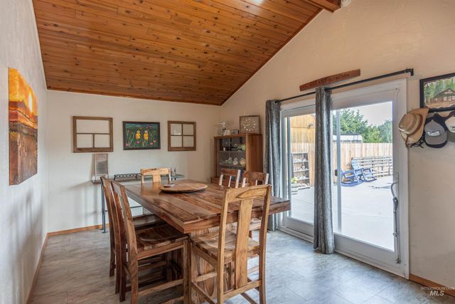 5224 S Valley St, Boise, ID 83709