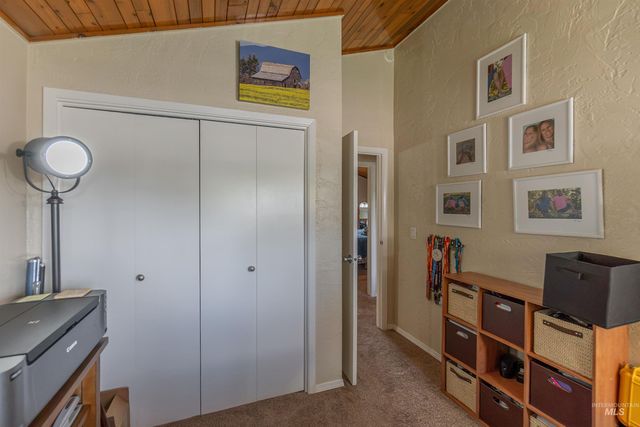 5224 S Valley St, Boise, ID 83709