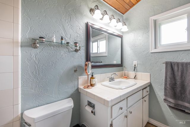 5224 S Valley St, Boise, ID 83709