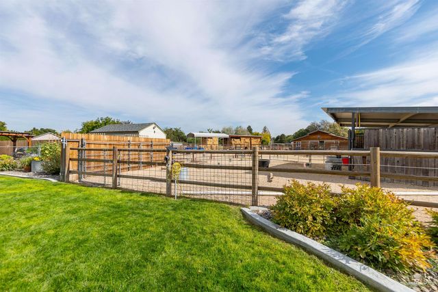 5224 S Valley St, Boise, ID 83709