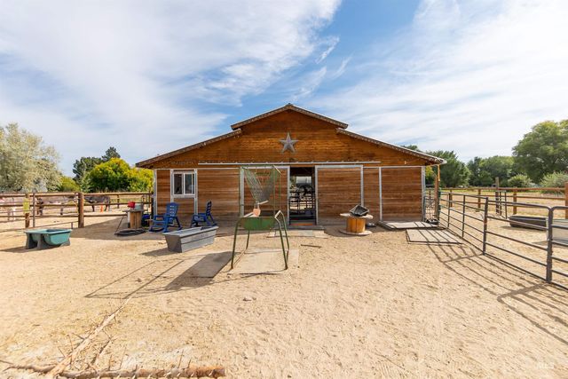 5224 S Valley St, Boise, ID 83709