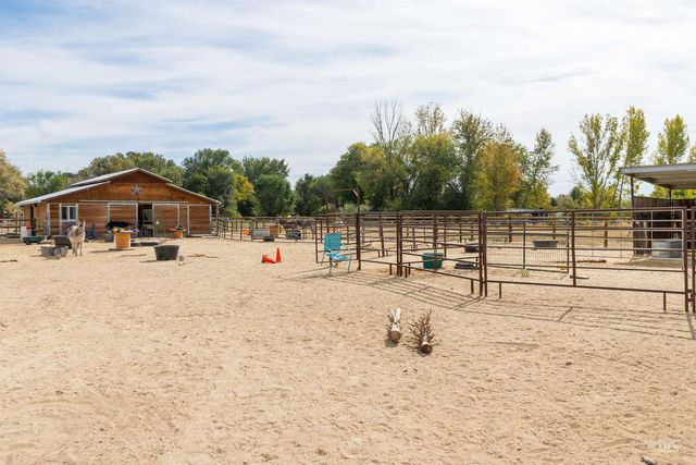 5224 S Valley St, Boise, ID 83709