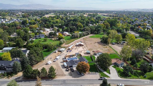 5224 S Valley St, Boise, ID 83709