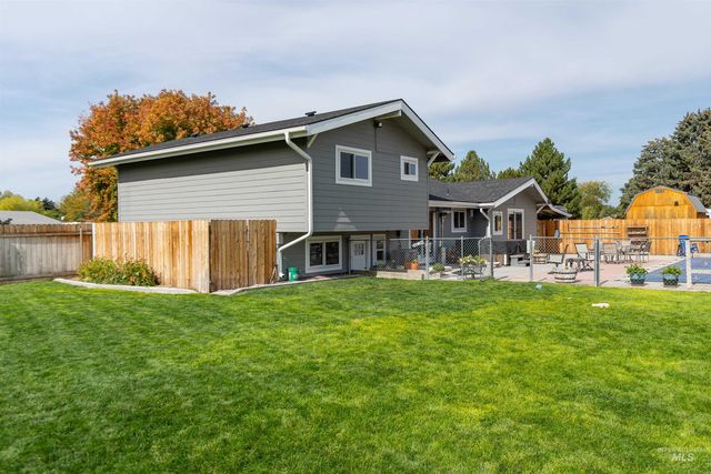 5224 S Valley St, Boise, ID 83709