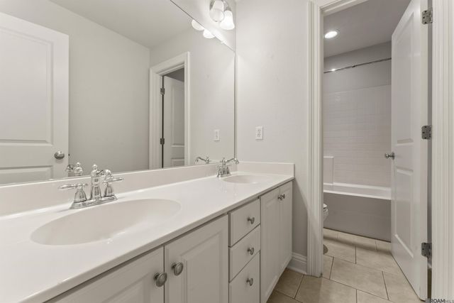 3336 Grassy Lake Dr, Baton Rouge, LA 70816