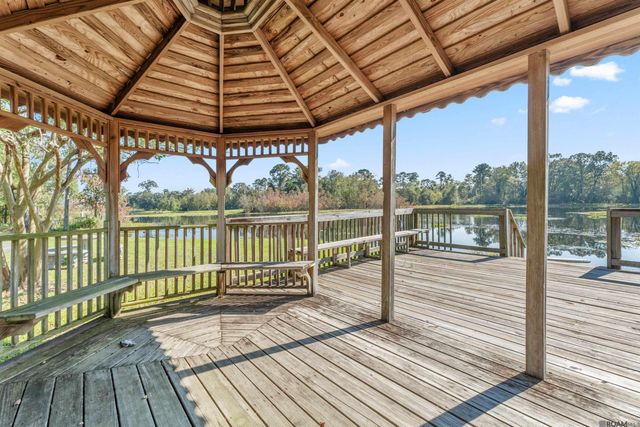 3336 Grassy Lake Dr, Baton Rouge, LA 70816