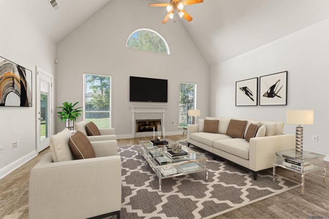 3336 Grassy Lake Dr, Baton Rouge, LA 70816