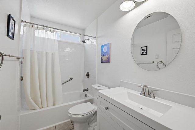 1428 Portofino Drive, Vista, CA 92081