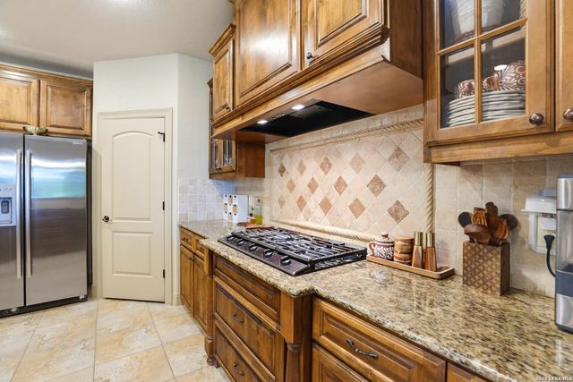 8803 TUSCAN HILLS DR, San Antonio, TX 78266