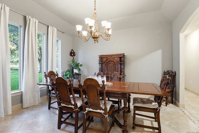 8803 TUSCAN HILLS DR, San Antonio, TX 78266