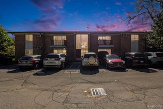 1261 Island Drive 201, Ann Arbor, MI 48105