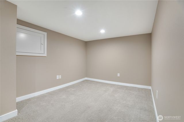 7611 27th Street W, Tacoma, WA 98466
