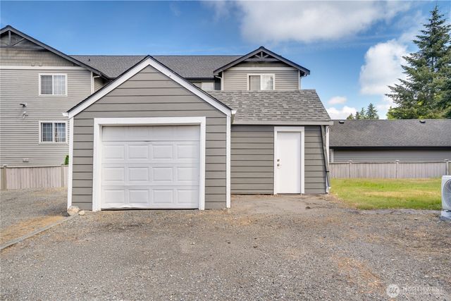 7611 27th Street W, Tacoma, WA 98466