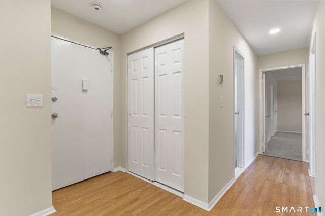 1070 New Haven Avenue 72, Milford, CT 06460