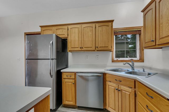 212 3rd Avenue N, Sauk Rapids, MN 56379