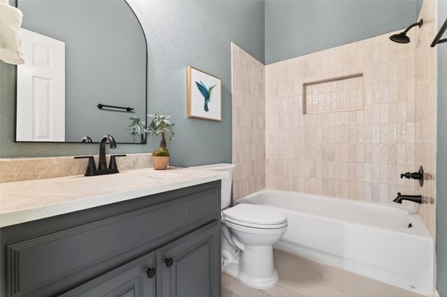 8232 Fenwick Drive, North Richland Hills, TX 76182