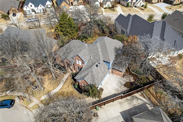 8232 Fenwick Drive, North Richland Hills, TX 76182