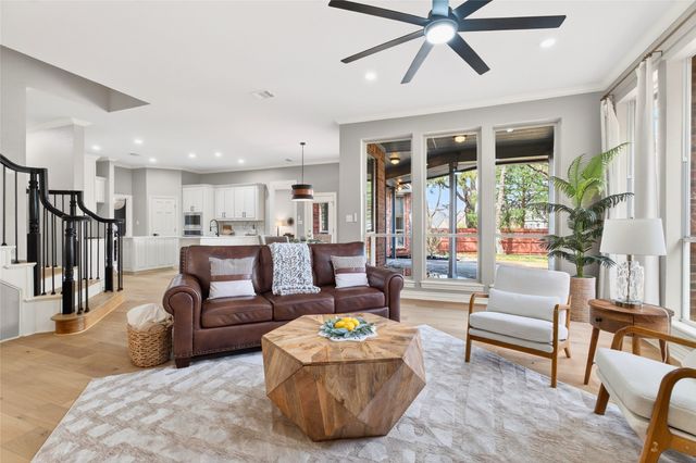 8232 Fenwick Drive, North Richland Hills, TX 76182